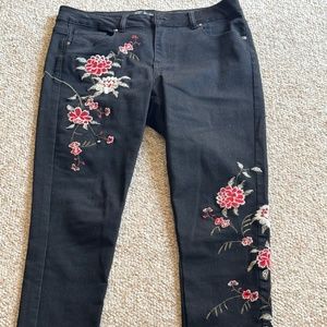 SANDPIPER EMBROIDERED BLACK JEANS